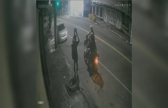 Homem tem motocicleta roubada enquanto trabalhava no Pita