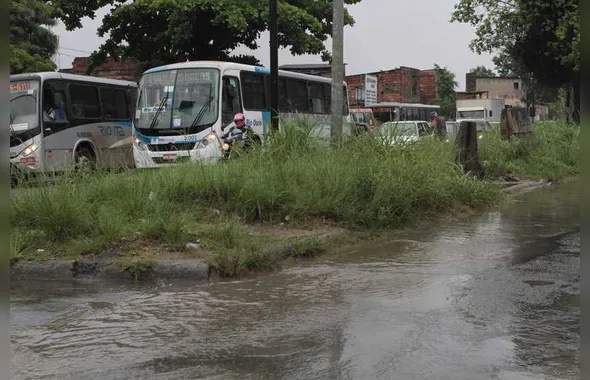 Inmet emite alerta vermelho para temporais em todo estado do Rio até sexta-feira
