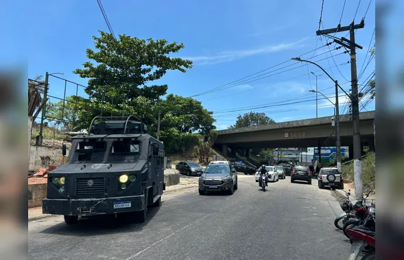 Moradores do Salgueiro vivem segundo dia consecutivo de tensão durante 'Operação Contenção'; vídeos