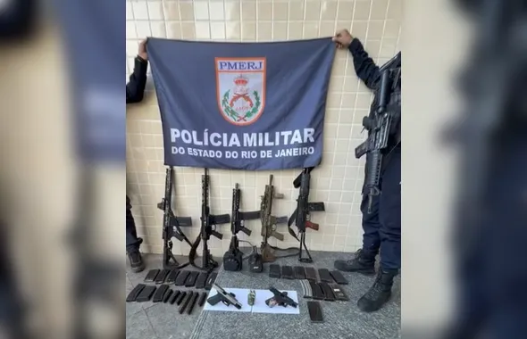 Operação da PM termina com um homem morto, sete presos e cinco fuzis apreendidos em Niterói