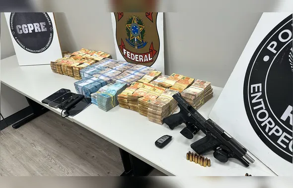 PF prende cinco homens e apreende R$ 800 mil no Centro de Niterói