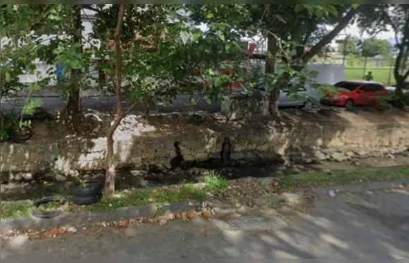 Partes de um corpo humano são localizadas dentro de um valão em Realengo