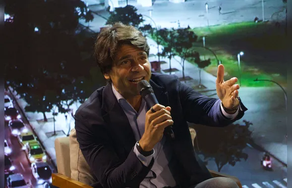 Pedro Paulo comenta pré-candidatura ao Senado e desafios do Rio em entrevista à Rádio Mania