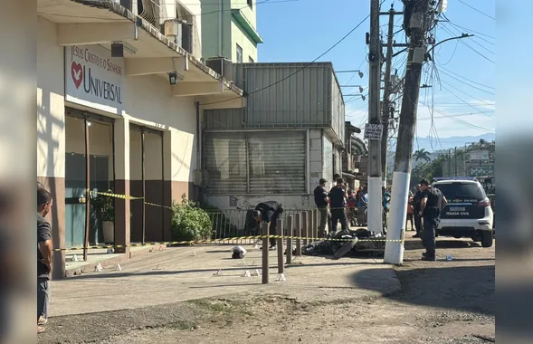 Protesto fecha trecho da BR-101 após morte de dois trabalhadores em São Gonçalo