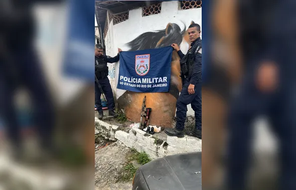 Suspeito é detido e fuzil apreendido após operação na Comunidade do Cavalão, em Niterói