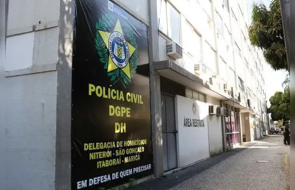 Mulher é morta a facadas no Jardim Catarina, em São Gonçalo