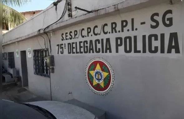 Tentativa de roubo termina com um baleado e um preso no Arsenal