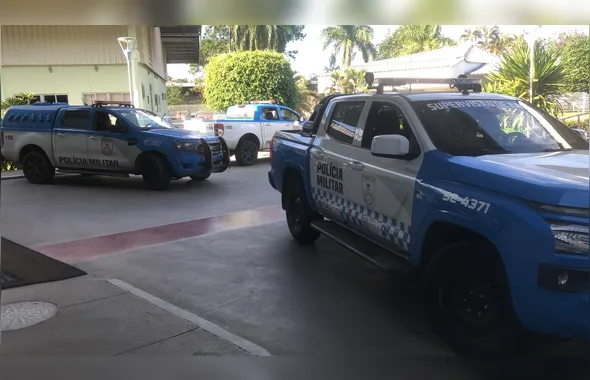 Tiroteio em Itaúna, no Complexo do Salgueiro, termina com dois homens baleados