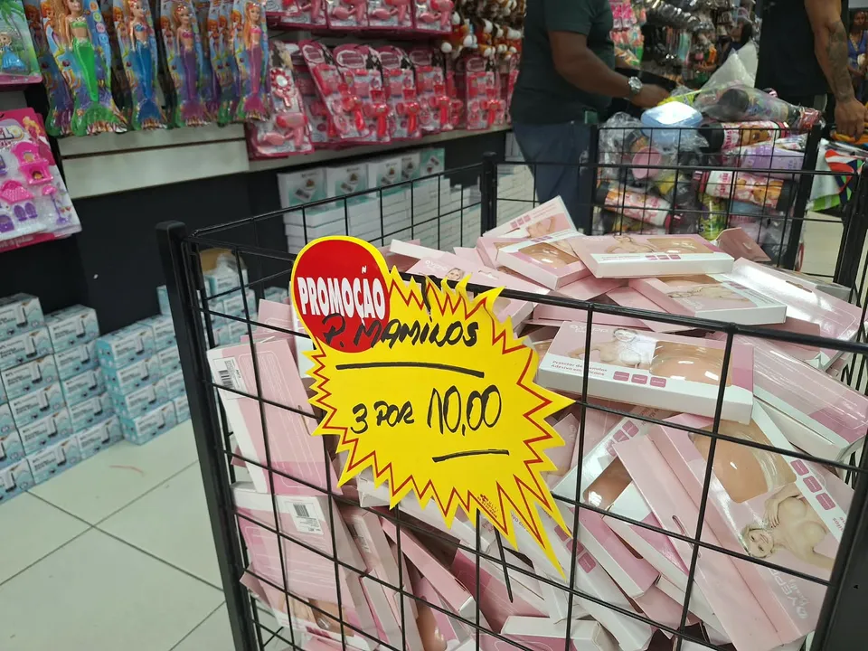 Loja com preços acessíveis chama a atenção no Centro de Niterói