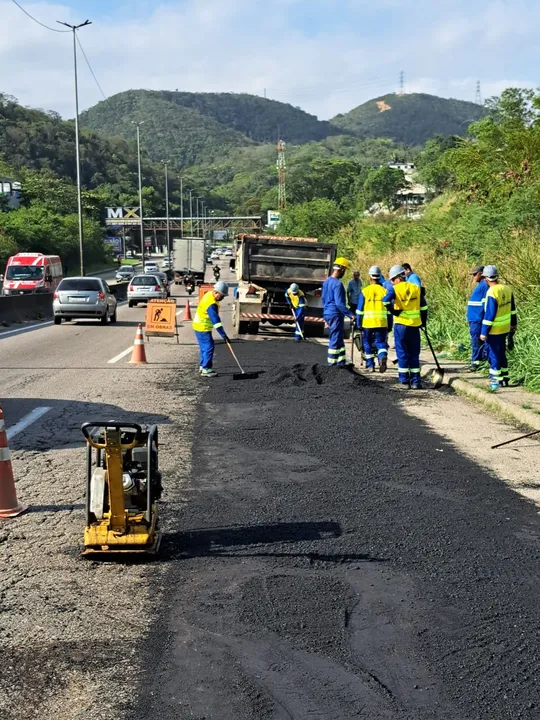 O trabalho de conservação também já começou em outras rodovias estaduais