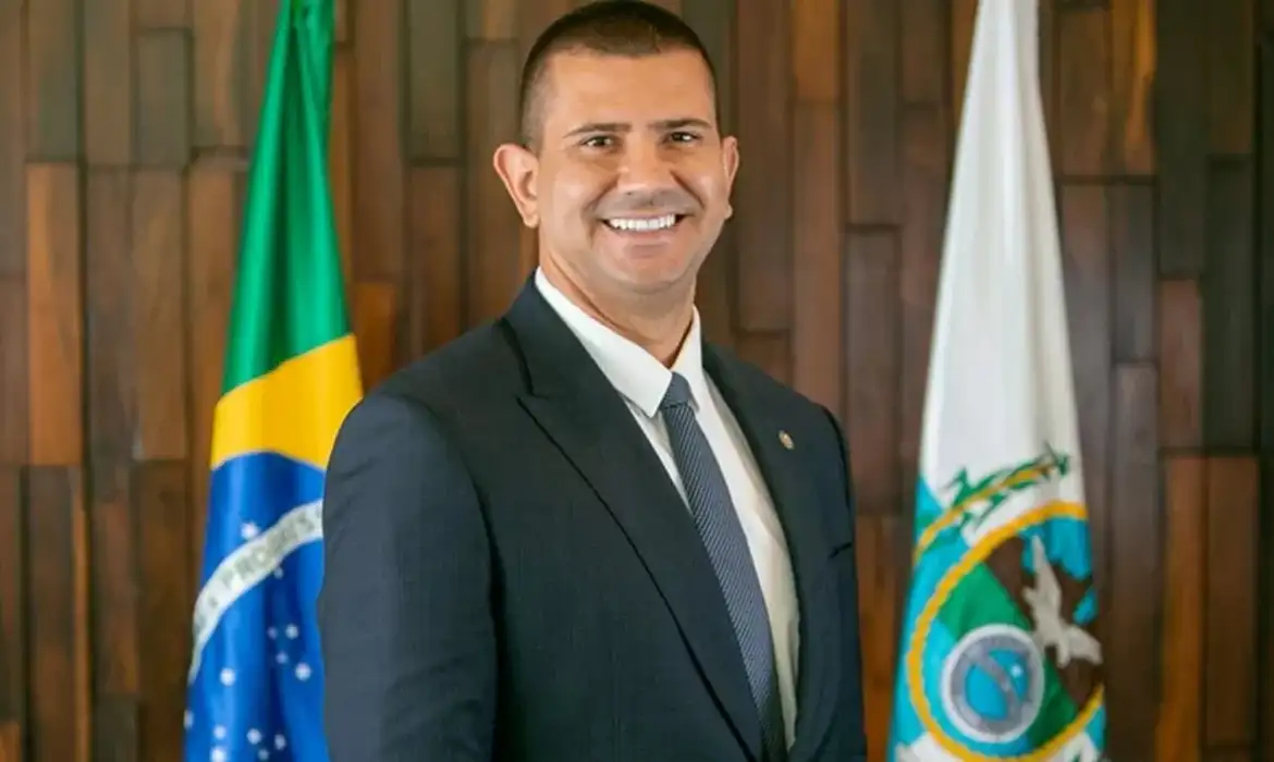 Douglas Ruas (PL)