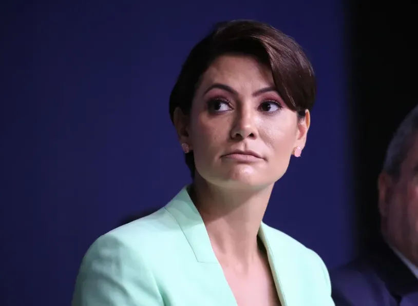 Michelle Bolsonaro vence eleição para o Senado no DF
