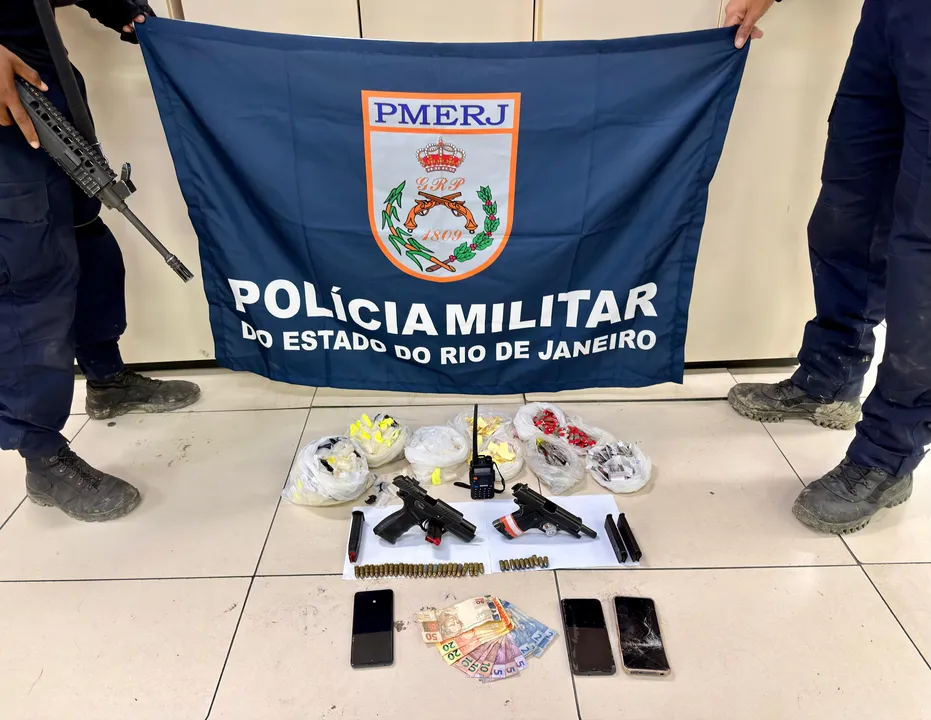 Segundo a Polícia Militar, equipes receberam informações sobre a presença de criminosos armados na localidade