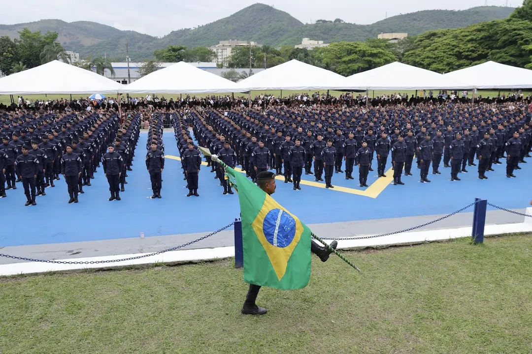Solenidade de formatura de 388 novos soldados da Polícia Militar foi realizada no Centro de Formação e Aperfeiçoamento de Praças (CFAP), em Jardim Sulacap