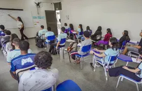 Brasil reduz diferença para países ricos no desempenho escolar; entenda!
