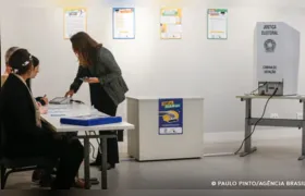 Colinha em papel e sem celular: saiba o que pode entrar na cabine