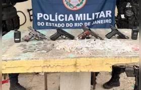 Corpo é encontrado com marcas de tiros no Fonseca, em Niterói; sete pessoas são presas