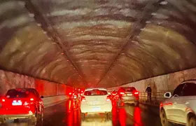Falta de energia causa caos no trânsito em Niterói na manhã desta segunda-feira (10)