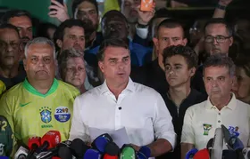 Flávio não reconhece vitória de Lula e tentará anulação do pleito