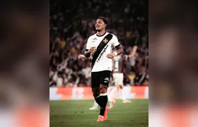 Jogador do Vasco é alvo de operação contra tráfico de drogas e armas