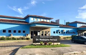 Búzios: Mulher é esfaqueada pelo ex-companheiro e filho de 8 anos também fica ferido