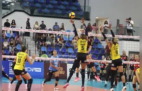 SESC-RJ Flamengo vence Dentil Praia Clube de virada e conquista Copa Supervôlei Feminino na Arena Niterói