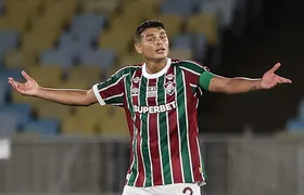 Thiago Silva volta a desfalcar treino do Fluminense e vira dúvida para clássico