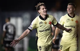 Vasco goleia o Coritiba por 5 a 0 e deixa o Z-4 do Brasileirão