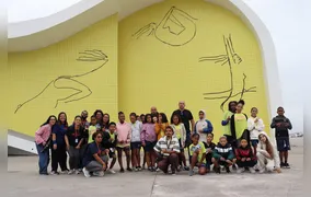 Alunos do Clin Social visitam Caminho Niemeyer e MAC em Niterói