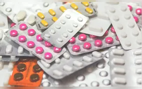 Anvisa proíbe lotes de medicamento para tratar câncer