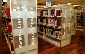 Biblioteca Parque Estadual estreia Visita Literária Guiada com experiências de literatura e interação