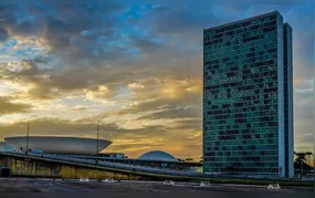 Câmara aprova redução de impostos para combustíveis e outros setores