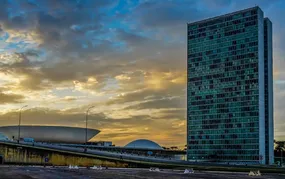 Câmara aprova redução de impostos para combustíveis e outros setores