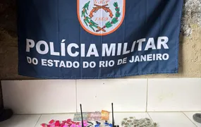 Dois homens são presos com drogas no Morro do MIC, em Niterói