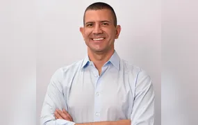 Douglas Ruas é promovido na Polícia Civil após eleição para o governo do Rio