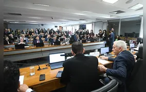Em que 'pé' está a PEC do fim da escala 6x1? Entenda os próximos passos