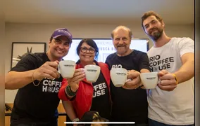 Família de mestres de torra carioca promove prêmio para eleger o melhor café do Rio