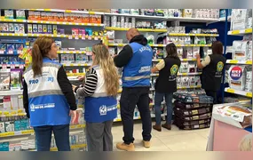 Fiscalização encontra medicamentos vencidos em clínica veterinária durante ação conjunta no RJ