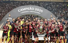 Flamengo é indicado a melhor clube do ano na Bola de Ouro