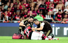 Flamengo informa que Danilo passou por cirurgia após fraturar a mandíbula