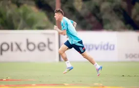 Flamengo recusa proposta de clube russo por Carrascal