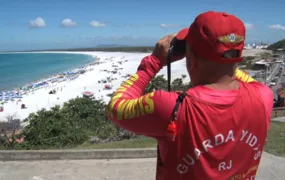 Homem morre afogado na Praia Grande, em Arraial do Cabo, na Região dos Lagos