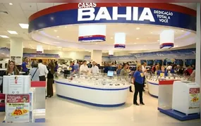 Justiça suspende demissões em massa de trabalhadores das Casas Bahia