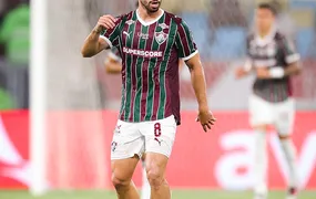Martinelli sofre lesão no joelho e vira dúvida no Fluminense para Libertadores