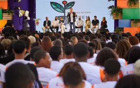 Niterói Jovem EcoSocial inicia nova edição com mil jovens