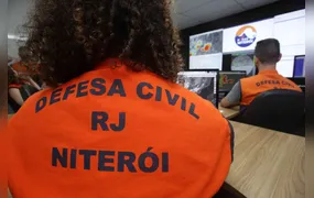 Niterói segue em estágio de atenção para as chuvas nesta sexta-feira (16)
