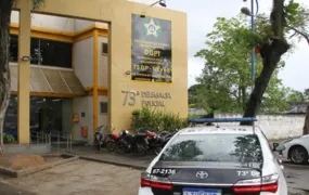 Passageiros são assaltados dentro de ônibus na Ponte Rio-Niterói
