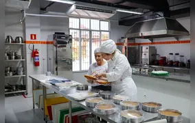 Prefeitura de Niterói amplia formação profissional na área de alimentação com 200 novas vagas