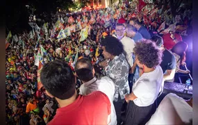 Rodrigo Neves participa de caminhada em Niterói em apoio à reeleição de Lula