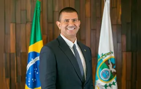 TSE forma maioria para anular votos de Garotinho e Douglas Ruas é eleito governador do Rio no 1º turno